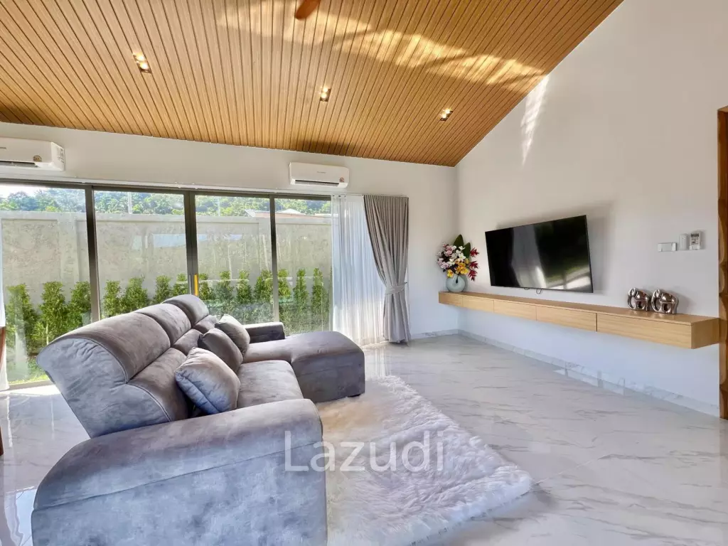 [Ready to Move-In] 3-Bed Villa in Mae Nam, Koh Samui
