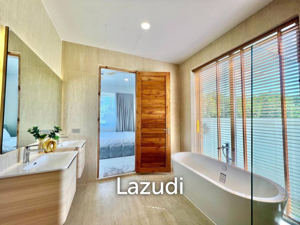 [Ready to Move-In] 3-Bed Villa in Mae Nam, Koh Samui