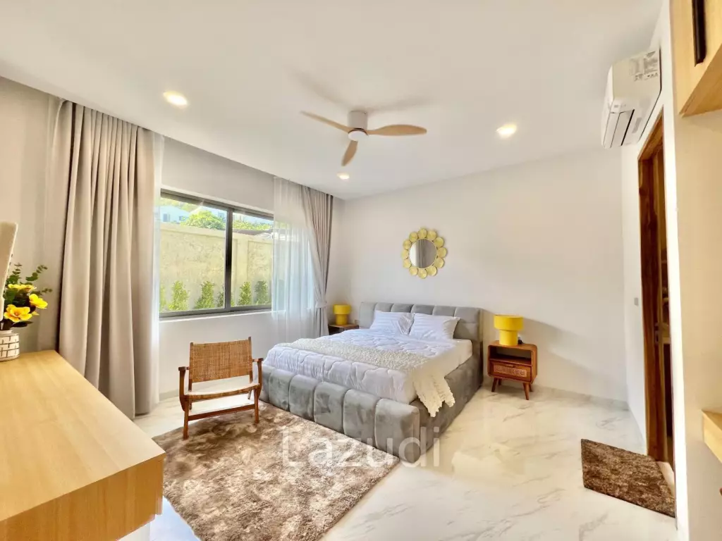 [Ready to Move-In] 3-Bed Villa in Mae Nam, Koh Samui