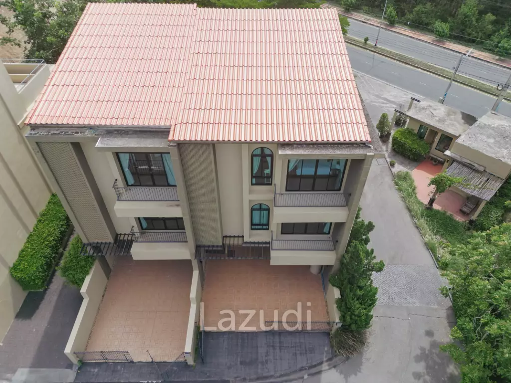 AMORE : Modern Tuscany 3 Story Townhouse in Hua Hin 112