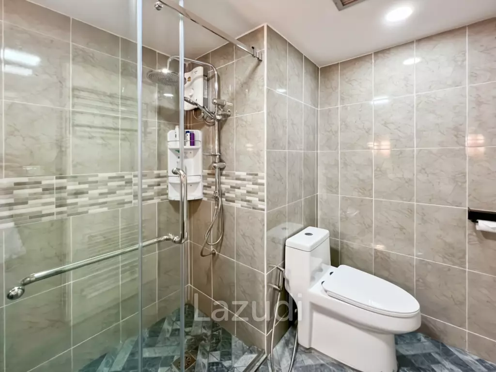 Seaview Studio Condo in V.I.P. Chain Cha-Am