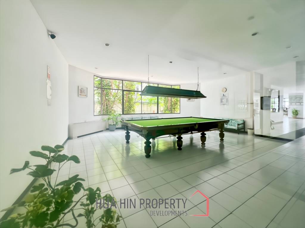 Seaview Studio Condo in V.I.P. Chain Cha-Am