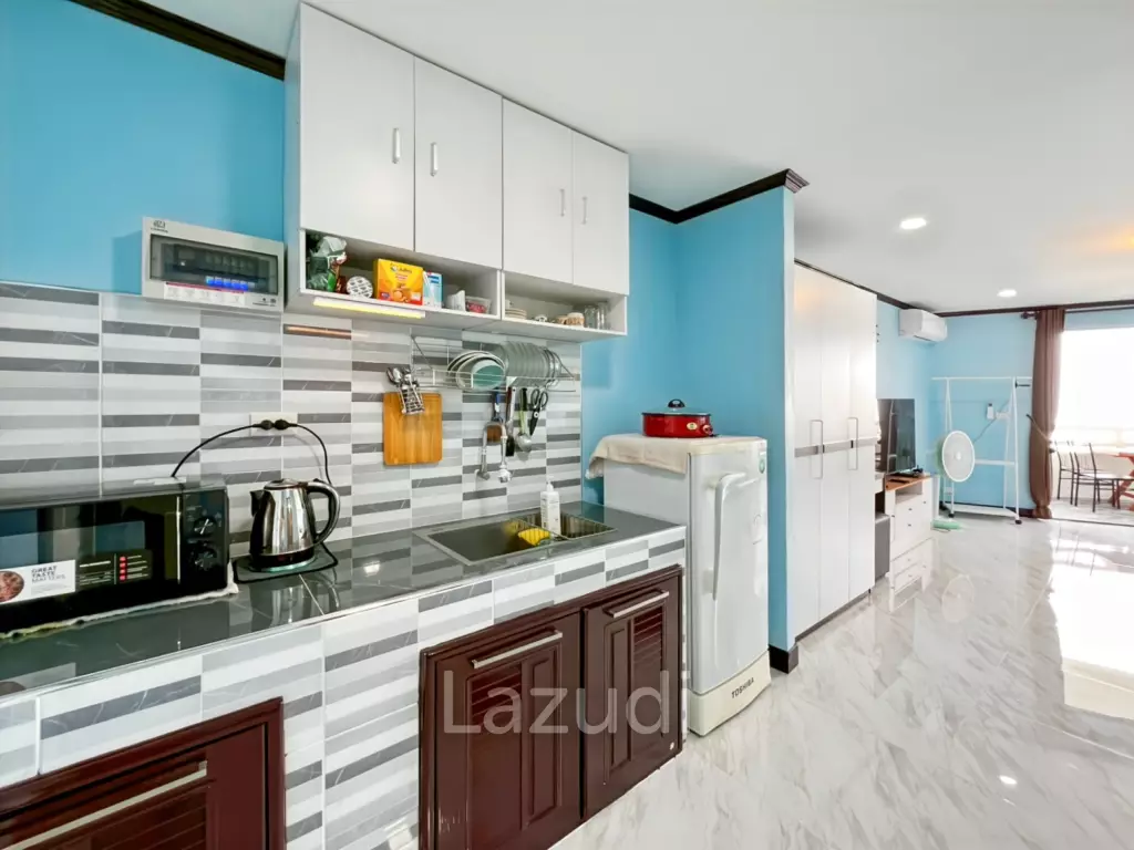 Seaview Studio Condo in V.I.P. Chain Cha-Am