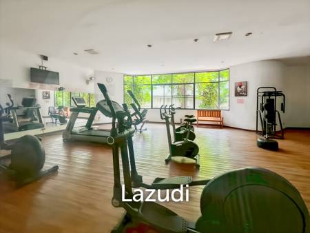 Seaview Studio Condo in V.I.P. Chain Cha-Am