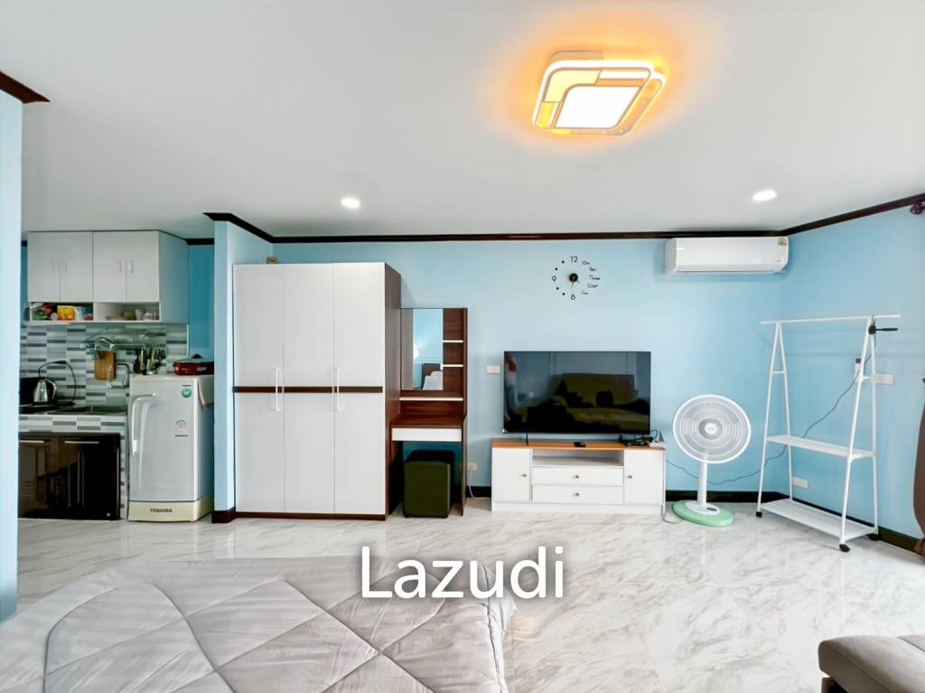 Seaview Studio Condo in V.I.P. Chain Cha-Am