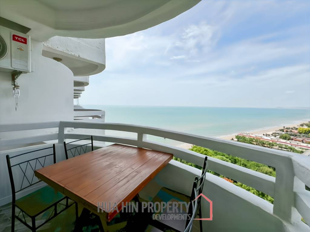 Seaview Studio Condo in V.I.P. Chain Cha-Am