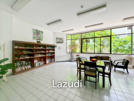 Seaview Studio Condo in V.I.P. Chain Cha-Am