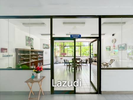 Seaview Studio Condo in V.I.P. Chain Cha-Am
