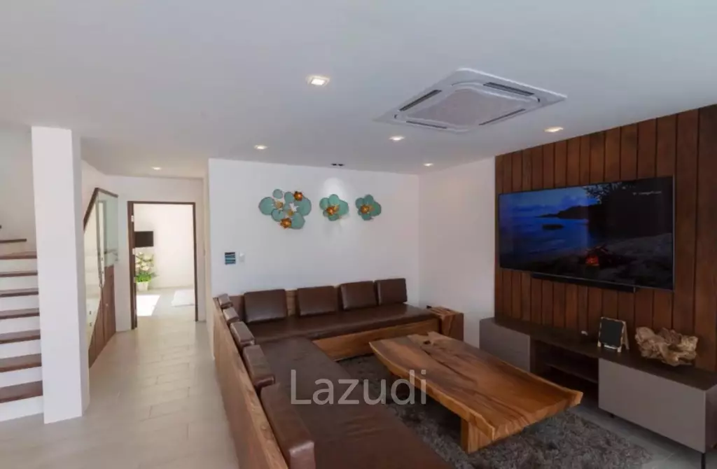 Modern 3-Bedroom Villa for Rent in the Heart of Bang Rak, Koh Samui