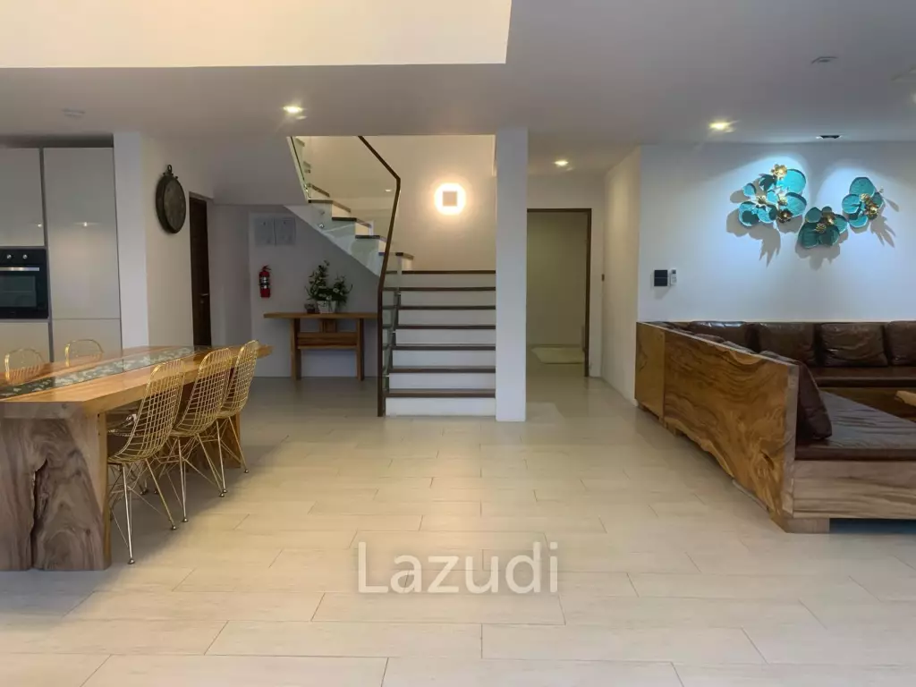 Modern 3-Bedroom Villa for Rent in the Heart of Bang Rak, Koh Samui