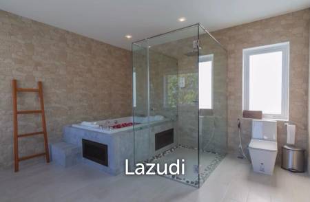 Modern 3-Bedroom Villa for Rent in the Heart of Bang Rak, Koh Samui