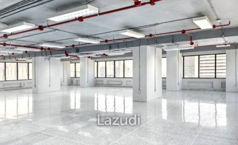 2 Restrooms 244 SQ.M Office at Skulthai Surawong Tower