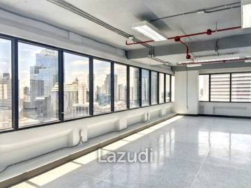2 Restrooms 244 SQ.M Office at Skulthai Surawong Tower