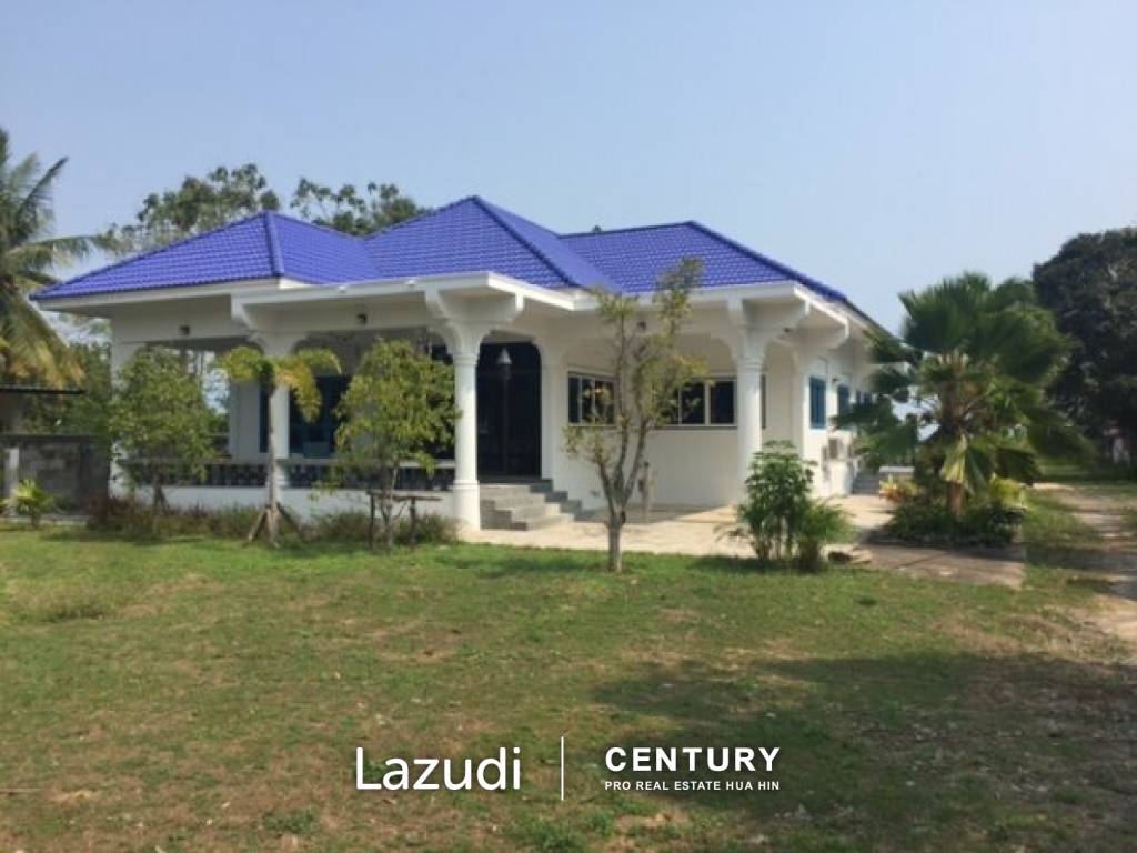 Beachfront Villa on 3 Rai of Land in Kuiburi