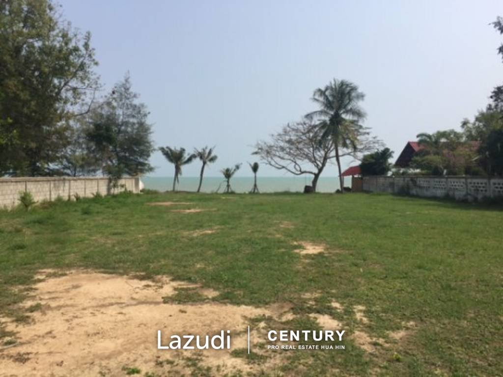 Beachfront Villa on 3 Rai of Land in Kuiburi