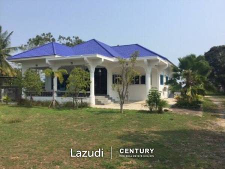 Beachfront Villa on 3 Rai of Land in Kuiburi