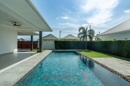 Aria Hua Hin: Stunning Modern Villa For Sale