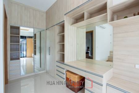 Aria Hua Hin: Stunning Modern Villa For Sale