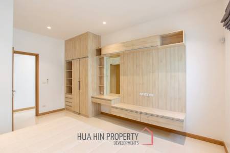 Aria Hua Hin: Stunning Modern Villa For Sale