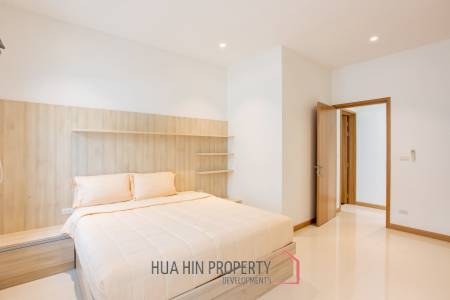 Aria Hua Hin: Stunning Modern Villa For Sale