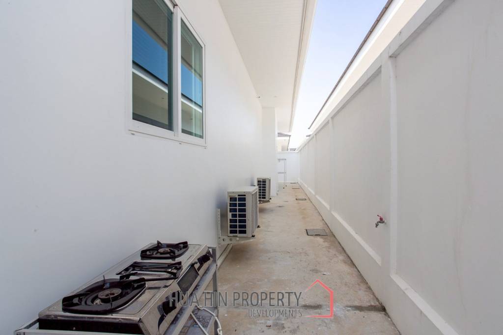 Aria Hua Hin: Stunning Modern Villa For Sale