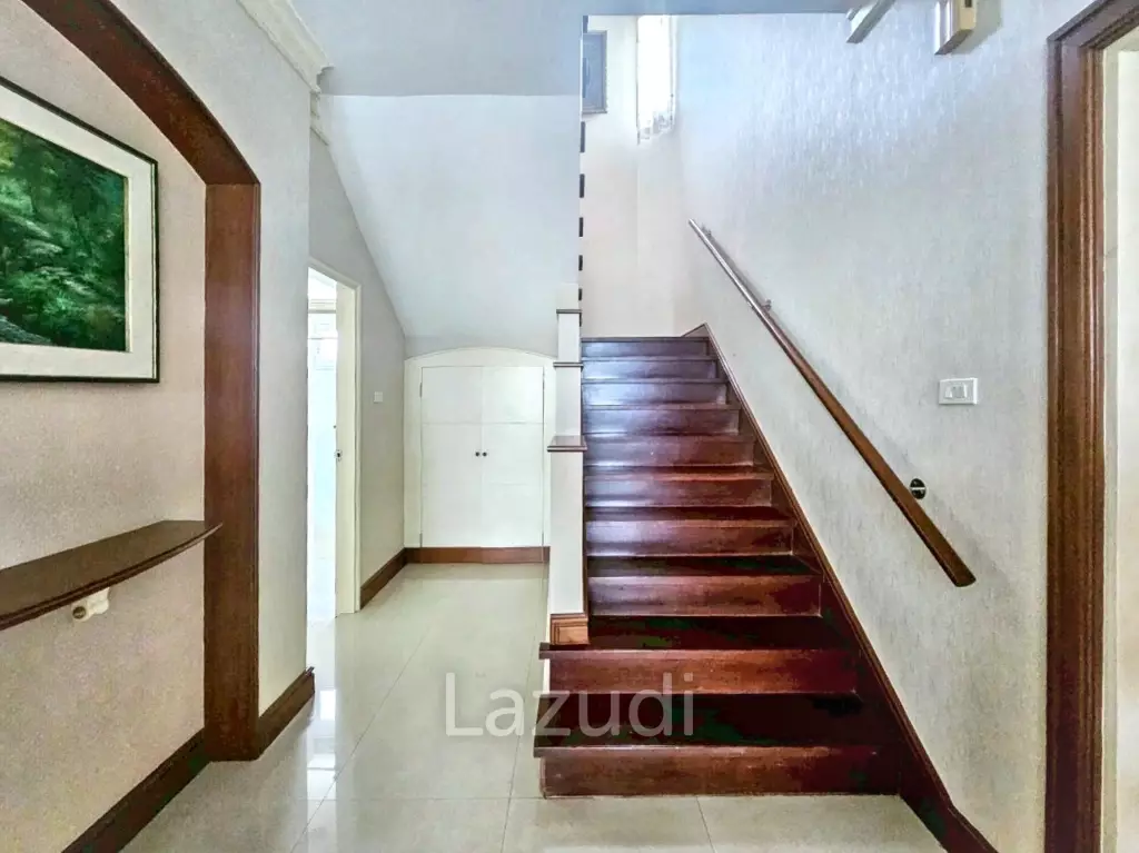 4 Bed 3 Bath 350 House in Phatthanakan 32