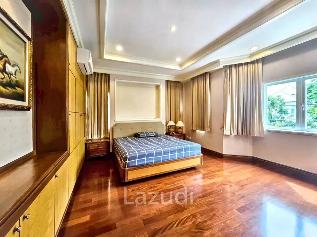 4 Bed 3 Bath 350 House in Phatthanakan 32