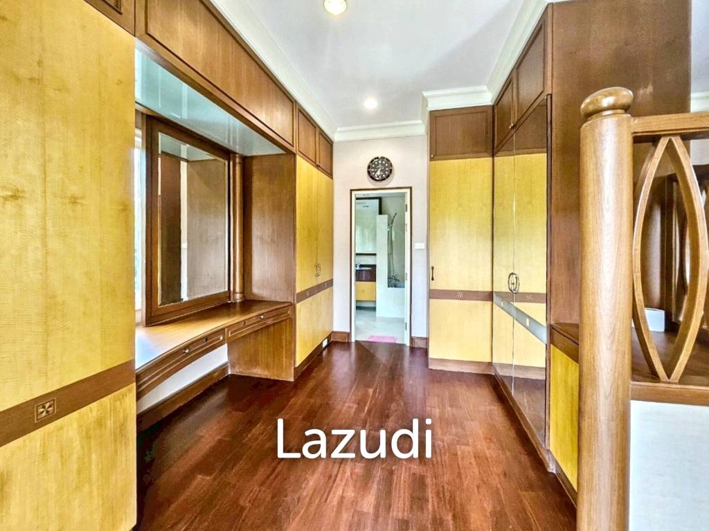 4 Bed 3 Bath 350 House in Phatthanakan 32