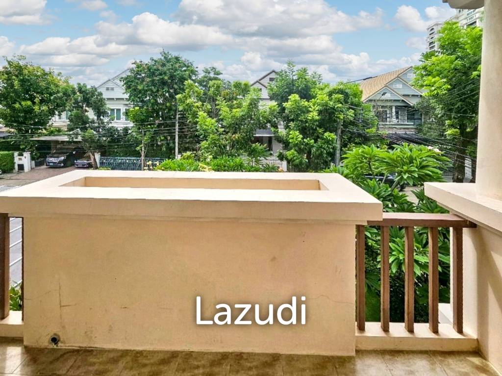4 Bed 3 Bath 350 House in Phatthanakan 32