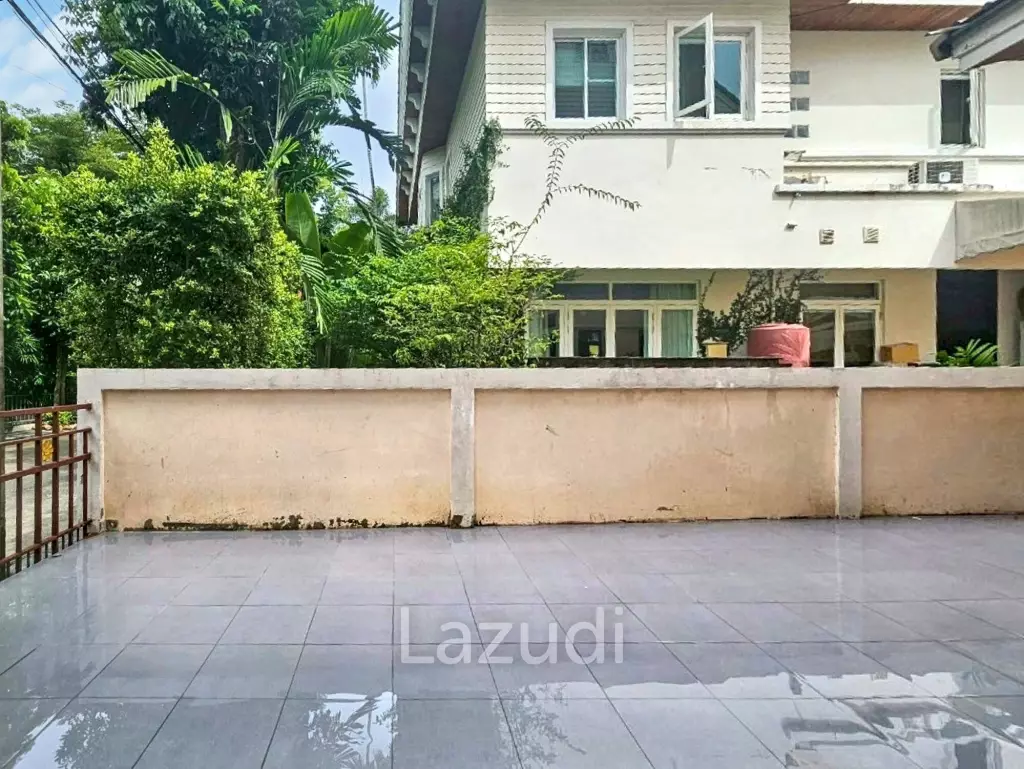 4 Bed 3 Bath 350 House in Phatthanakan 32