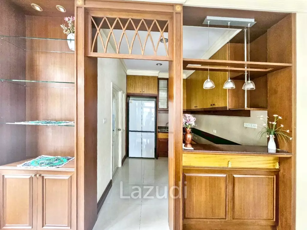 4 Bed 3 Bath 350 House in Phatthanakan 32
