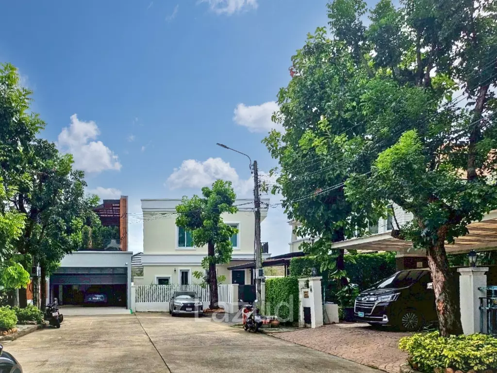 4 Bed 3 Bath 350 House in Phatthanakan 32