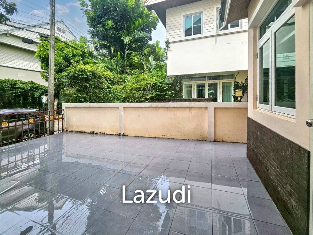4 Bed 3 Bath 350 House in Phatthanakan 32