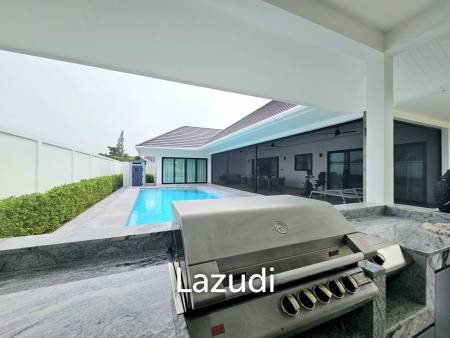THE CLOUD 2 : Modern Luxury 3 Bedroom Villa With Pool