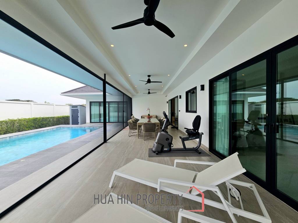 THE CLOUD 2 : Modern Luxury 3 Bedroom Villa With Pool