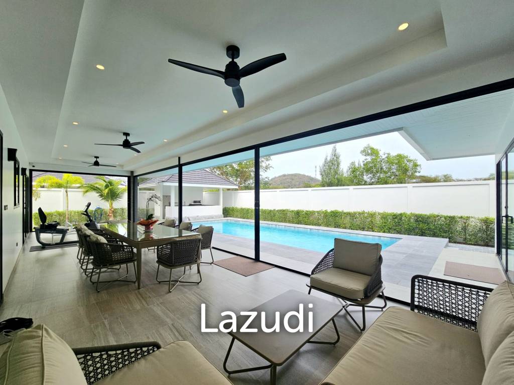 THE CLOUD 2 : Modern Luxury 3 Bedroom Villa With Pool
