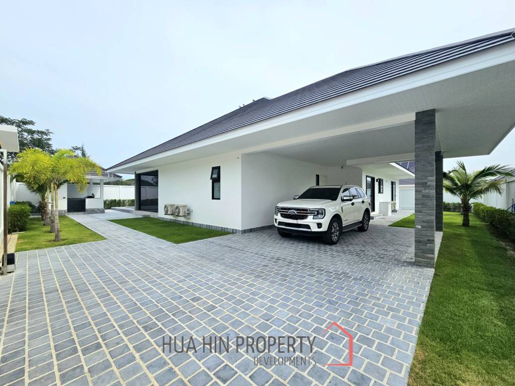 THE CLOUD 2 : Modern Luxury 3 Bedroom Villa With Pool