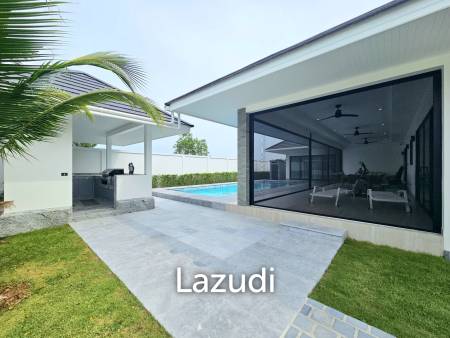 THE CLOUD 2 : Modern Luxury 3 Bedroom Villa With Pool