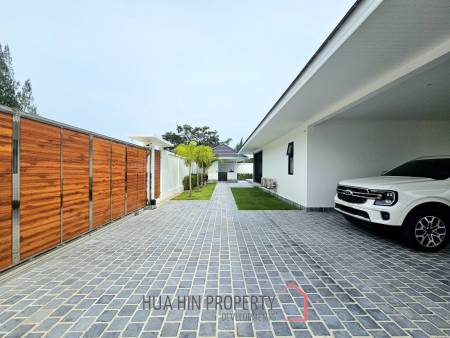 THE CLOUD 2 : Modern Luxury 3 Bedroom Villa With Pool