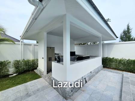 THE CLOUD 2 : Modern Luxury 3 Bedroom Villa With Pool