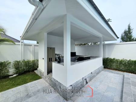 THE CLOUD 2 : Modern Luxury 3 Bedroom Villa With Pool