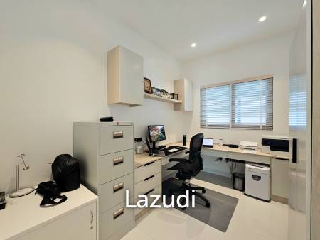 THE CLOUD 2 : Modern Luxury 3 Bedroom Villa With Pool