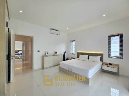 วิลลา 3 ห้องนอนสไตล์โมเดิร์นเรียบหรูที่ The Clouds 2