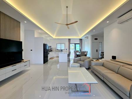 THE CLOUD 2 : Modern Luxury 3 Bedroom Villa With Pool