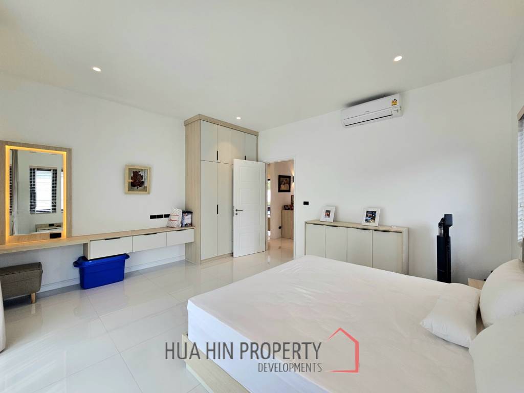 THE CLOUD 2 : Modern Luxury 3 Bedroom Villa With Pool