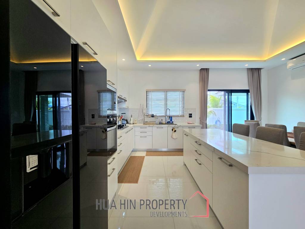 THE CLOUD 2 : Modern Luxury 3 Bedroom Villa With Pool