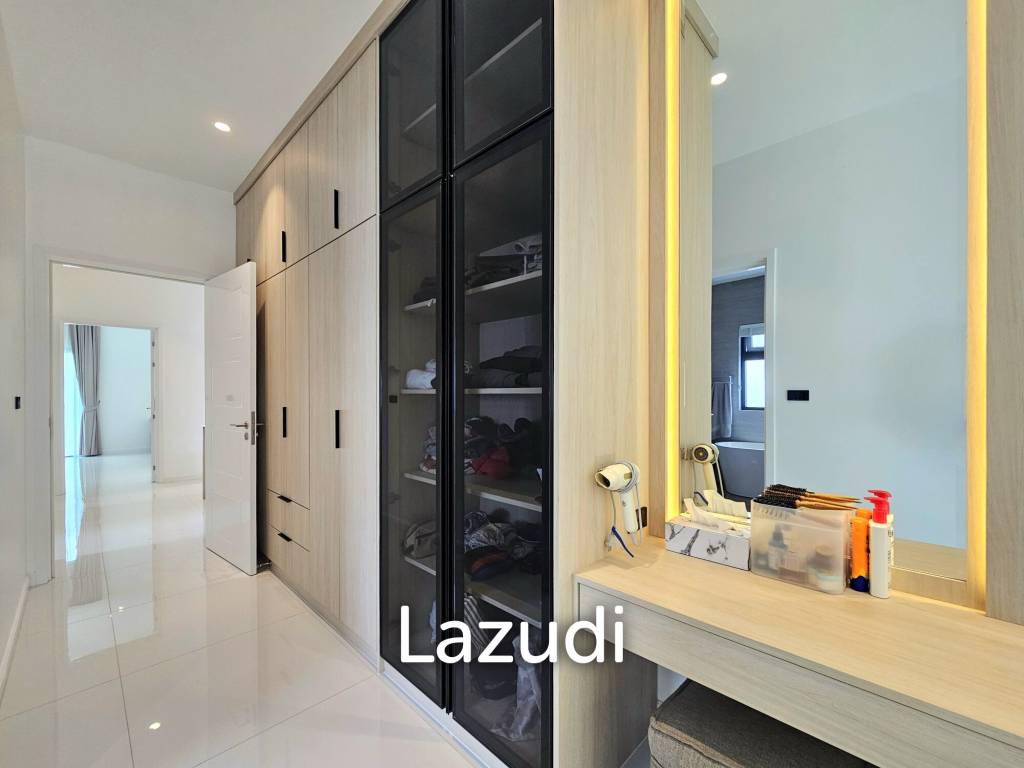 THE CLOUD 2 : Modern Luxury 3 Bedroom Villa With Pool