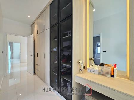 THE CLOUD 2 : Modern Luxury 3 Bedroom Villa With Pool