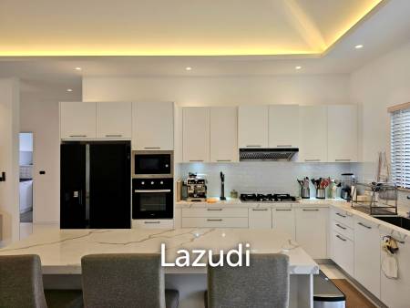 THE CLOUD 2 : Modern Luxury 3 Bedroom Villa With Pool