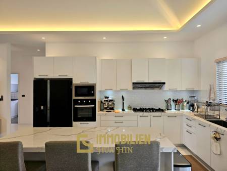 วิลลา 3 ห้องนอนสไตล์โมเดิร์นเรียบหรูที่ The Clouds 2